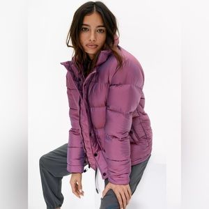 Aritzia Super puff in iridescent mulberry